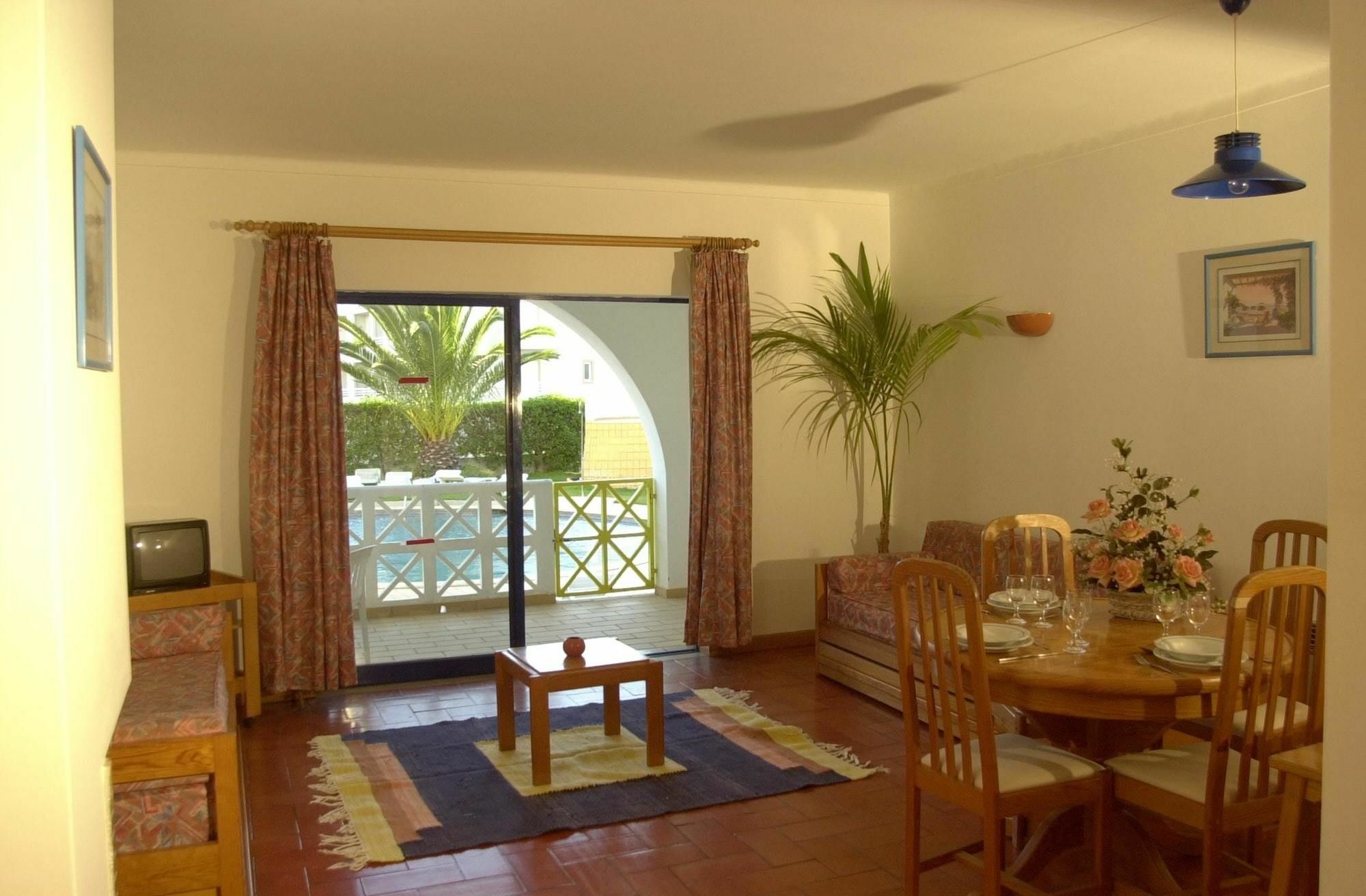 Appartement With One Bedroom In Albufeira, With Pool Access And Balcony *